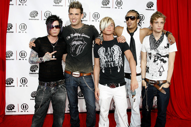 Izzy Gallegos, Jay Khan, Chris Watrin, Mikel Johnson, Richie Stringini