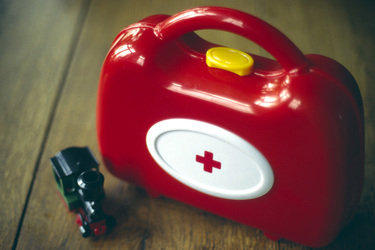 Arztkoffer und Dampflok