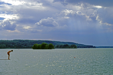 Turmspringer und Gewitter