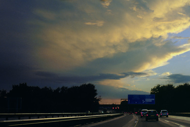 Autobahn im Abendlicht