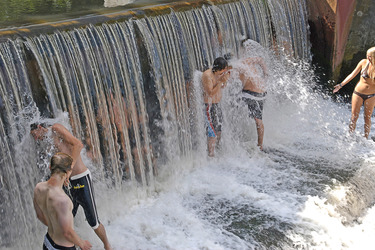 Badende in der Haase