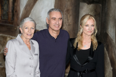 Vanessa Redgrave, Roland Emmerich, Joely Richardson