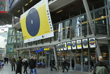Berlinale Plakate am CineStar Kino