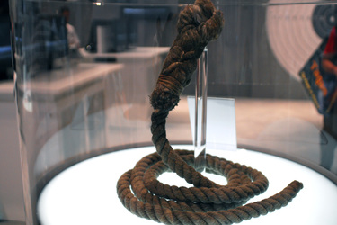 Le Chiffres Knotenpeitsche