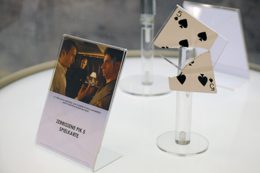 Zerrissene Spielkarte