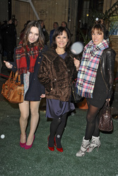 Arlene Phillips mit Töchtern