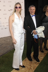 Joana Zimmer mit Begleitung