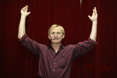 Dean Haglund