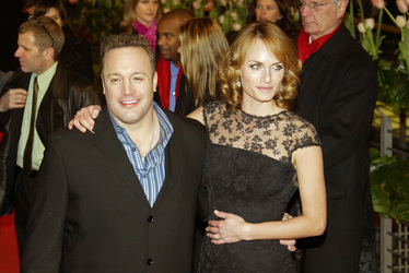Kevin James, Amber Valletta