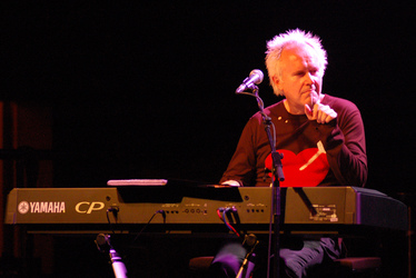 Howard Jones