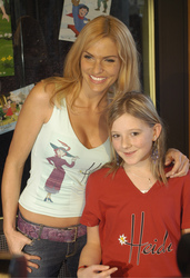 Sonya Kraus, Lara Wurmer