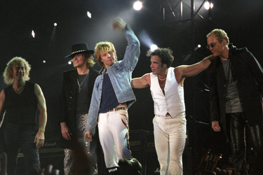 David Bryan, Richie Sambora, Jon Bon Jovi, Tico Torres, Hugh McDonald
