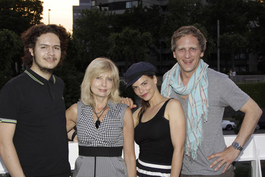 Sabine Postel mit Sohn Moritz, Camilla Renschke, Kai Lentrodt