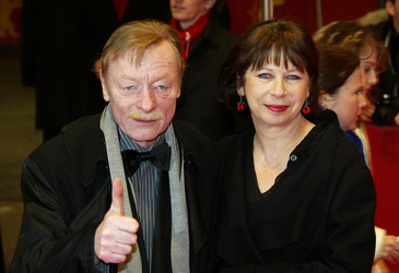 Otto Sander, Monika Hansen