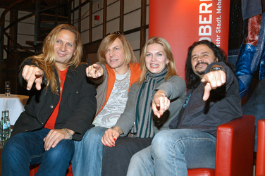 Uwe Hassbecker, Ritchie Barton, Anna Loos, Jacki Reznicek