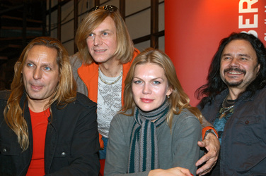 Uwe Hassbecker, Ritchie Barton, Anna Loos, Jacki Reznicek