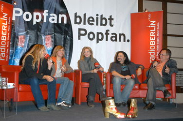 Uwe Hassbecker, Ritchie Barton, Anna Loos, Jacki Reznicek