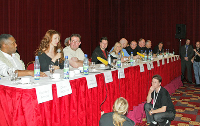 Herb Jefferson jr., Suzie Plakson, Mark Allan Shepherd, Robert Hall, Bobbi Sue Luther, Scott L. Schwartz, Scott MacDonald, Vaughn Armstrong, William Jones, Casey Biggs