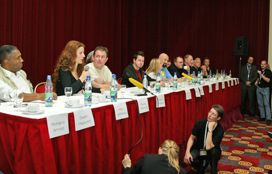 Herb Jefferson jr., Suzie Plakson, Mark Allan Shepherd, Robert Hall, Bobbi Sue Luther, Scott L. Schwartz, Scott MacDonald, Vaughn Armstrong, William Jones, Casey Biggs