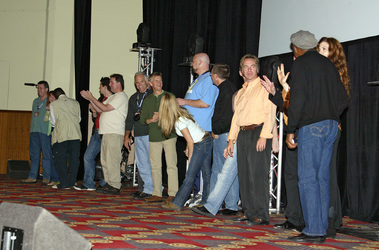 Richard Arnold, Lolita Fatjo, Herb Jefferson jr. Robert Hall, Mark Allan Shepherd, William Jones, Steve Rankin, Scott L. Schwartz, Bobbi Sue Luther, Scott MacDonald, Casey Biggs, Suzie Plakson, Michael Dorn