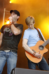 Sascha Pierro, Dominik Decker