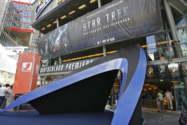 Star Trek Dekoration vor dem CineStar Kino