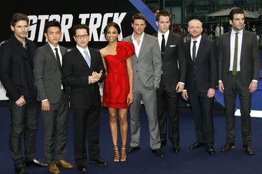 Eric Bana, John Cho, J.J. Abrams, Zoe Saldana, Karl Urban, Chris Pine, Simon Pegg, Zachary Quinto