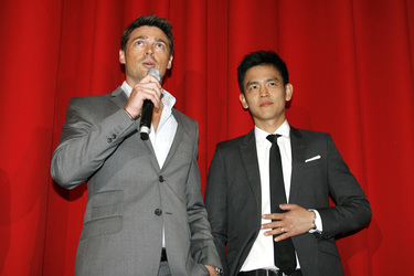 Karl Urban, John Cho