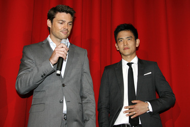 Karl Urban, John Cho