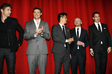 Eric Bana, Karl Urban, John Cho, Simon Pegg, Chris Pine