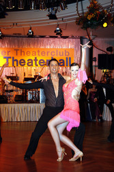 Tanzformation''Allround Dance Company' von Ariane Schiessler