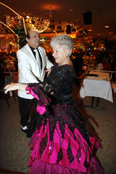 Dan Lahav, Reni Laur