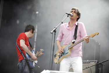 Rick McPhail, Dirk von Lowtzow