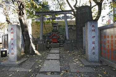 Am Hanazono-jinja Schrein