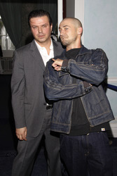 Bürger Lars Dietrich mit Gast