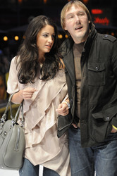 Minu Barati Fischer mit Begleitung