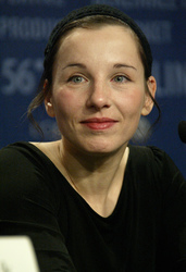 Meret Becker