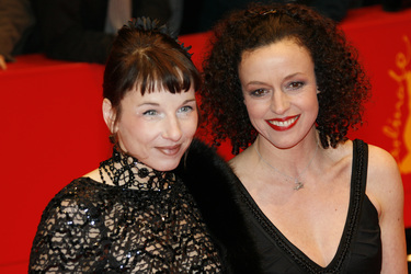 Meret Becker, Maria Schrader