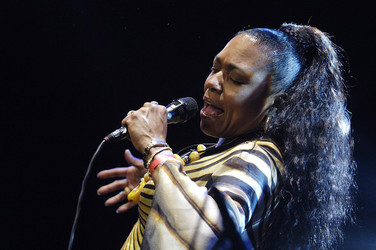 Dee Dee Bridgewater