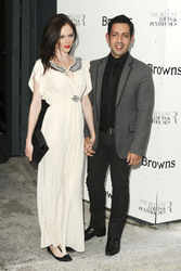 Coco Rocha mit Begleitung