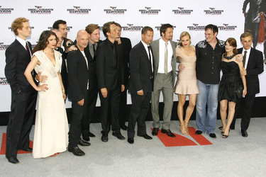 Alexander Fehling, Jana Pallaske, Martin Wuttke, Gedeon Burkhard, Christian Berkel, Daniel Brühl, August Diehl, Sylvester Groth, Til Schweiger, Brad Pitt, Diane Kruger, Quentin Tarantino, Mélanie Laurent, Christoph Waltz