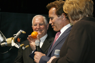 Craig Barrett, Arnold Schwarzenegger