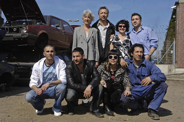 Fahri Oguen Yardim, Volkan Oezcan, Denis Moschitto, Reyhan Sahin und Oezguer Yildirim mit Regisseur Klaus Maeck und der Filmfoederung