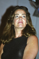 Claudia Christian
