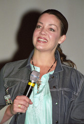 Claudia Christian