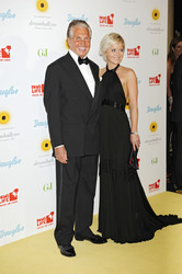 George Hamilton mit Freundin Barbara Sturm