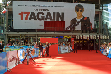 Zac Efron Plakat am CineStar