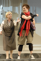 Dagmar Biener (Mrs. Pearce), Franziska Forster (Eliza Doolittle)