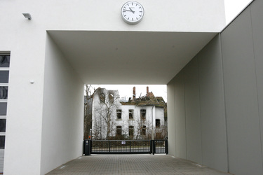 Blick durch die Toreinfahrt der Feuerwache in der Rutenstraße