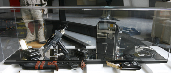 Phaser, Kommunikator, Tricorder